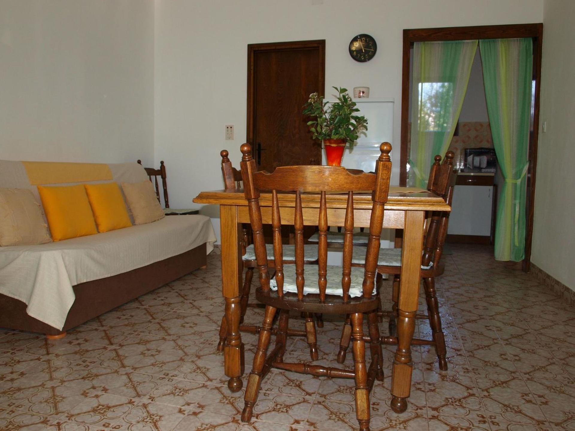 Apartments Mirja - 100M From The Beach & Parking Trogir Buitenkant foto