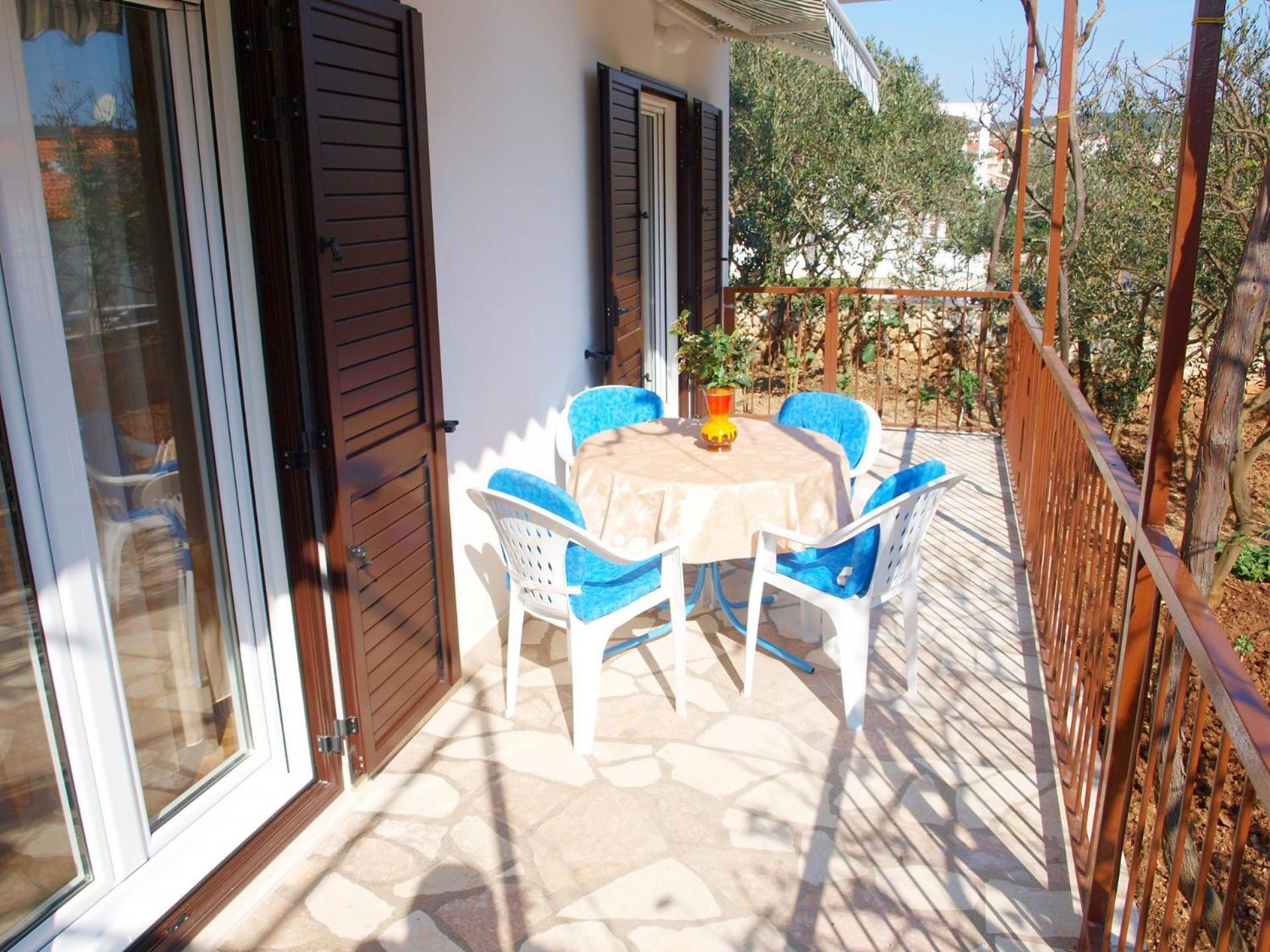 Apartments Mirja - 100M From The Beach & Parking Trogir Buitenkant foto