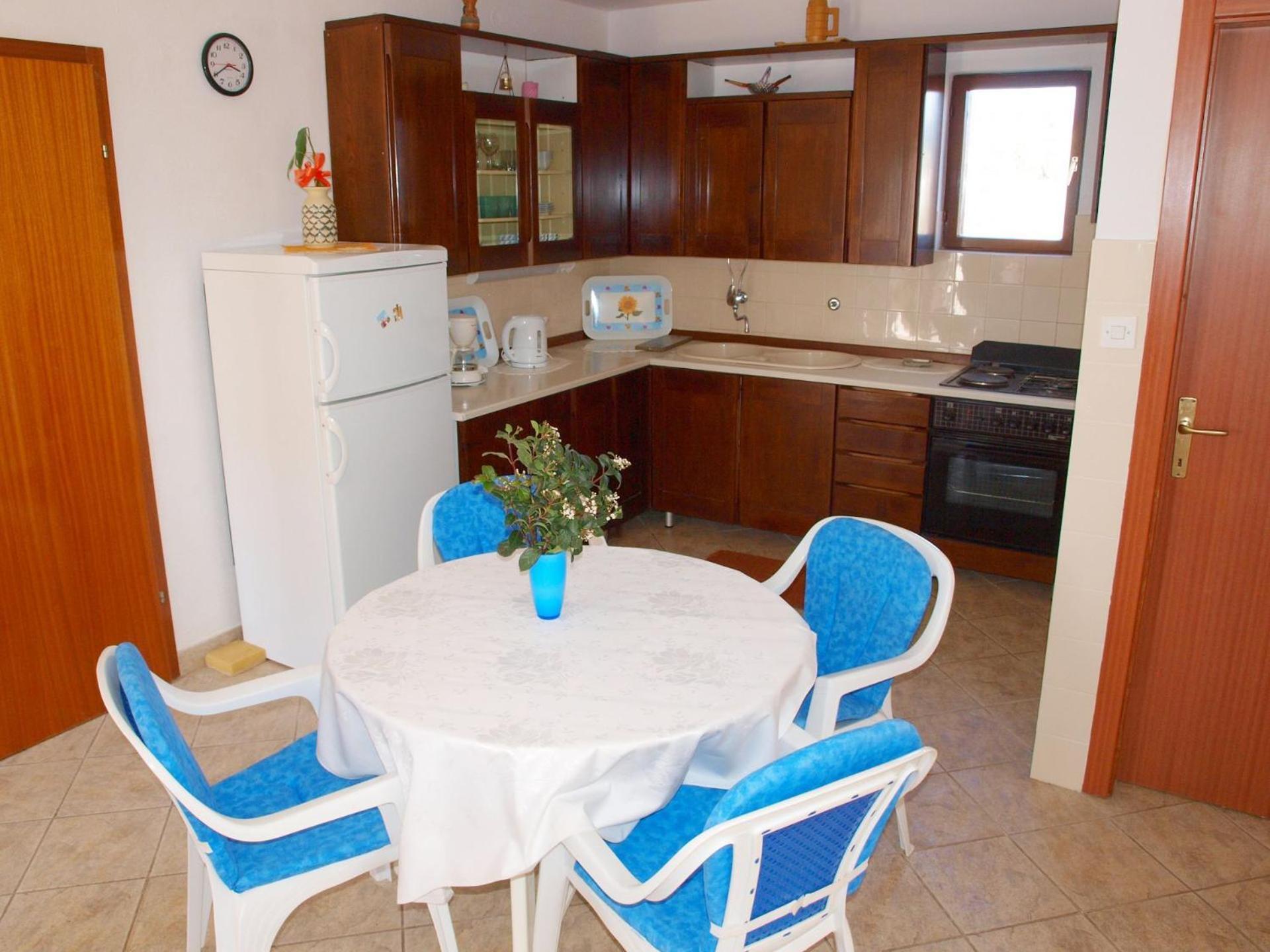 Apartments Mirja - 100M From The Beach & Parking Trogir Buitenkant foto
